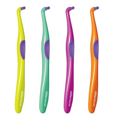 Piksters Curvie Focus End-tuft Brush